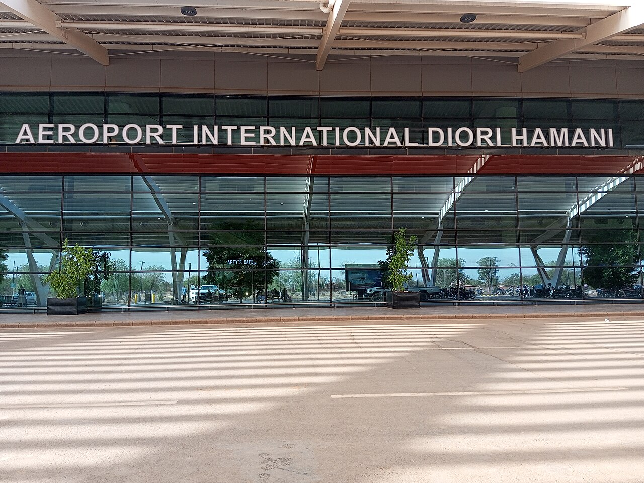 Aéroport international Diori-Hamani de Niamey, photographié en 2024